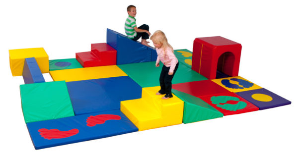 0 600 Toby's Tumble-Time Centre (with storage sacks) T5021W