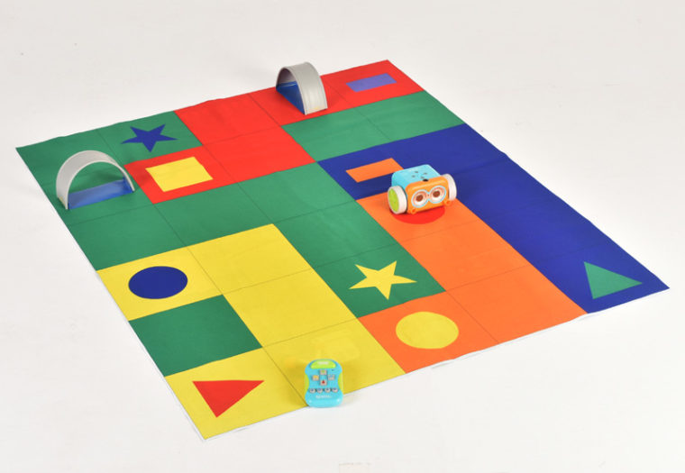 Little Town double sided mat for coding robot (200 mm) W2001